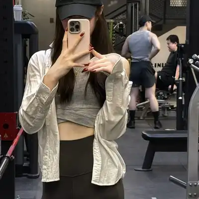 龙志
